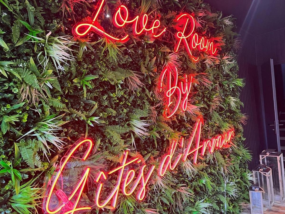 Loveroom Avec Spa Privatif Plélo エクステリア 写真